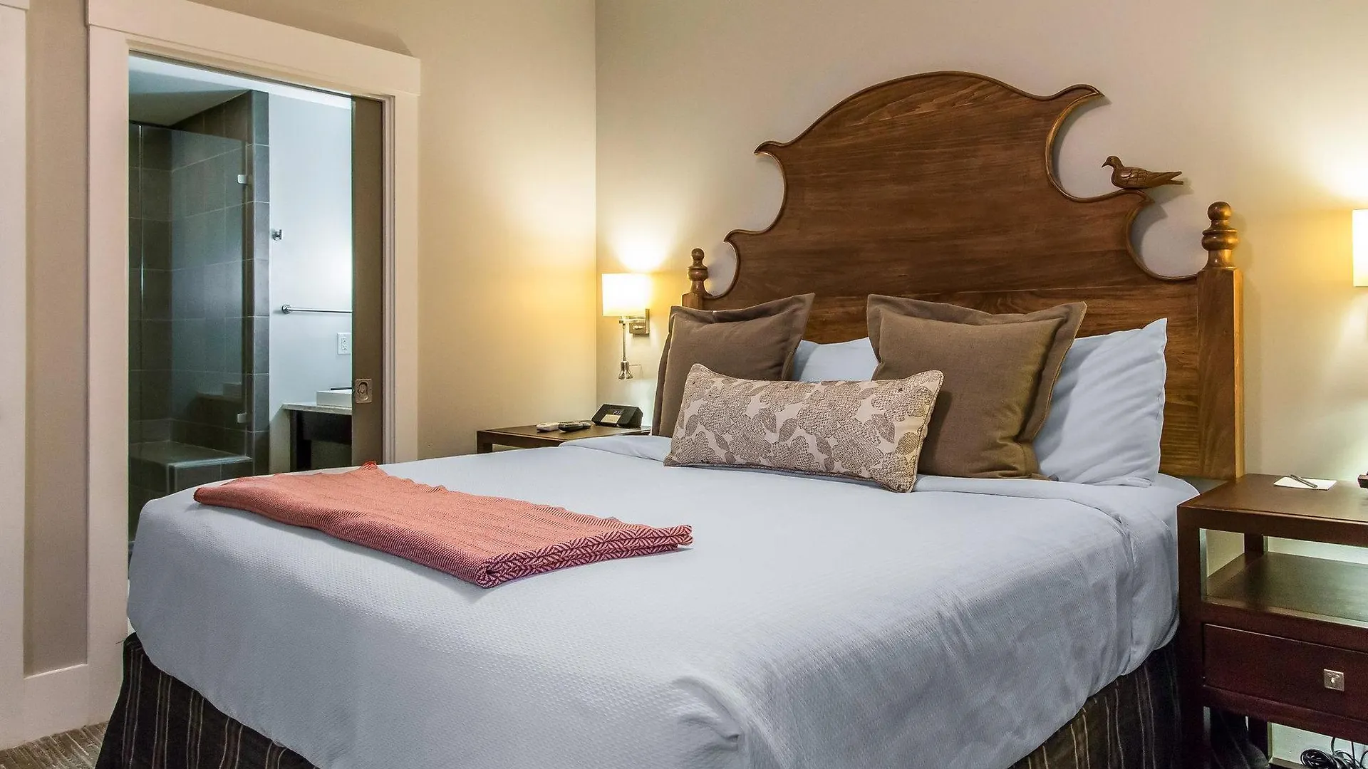 Bluegreen Vacations Homes At Ellis Square, Ascend Apart Otel