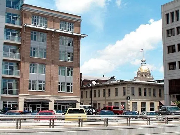 Bluegreen Vacations Homes At Ellis Square, Ascend Apart Otel 3*