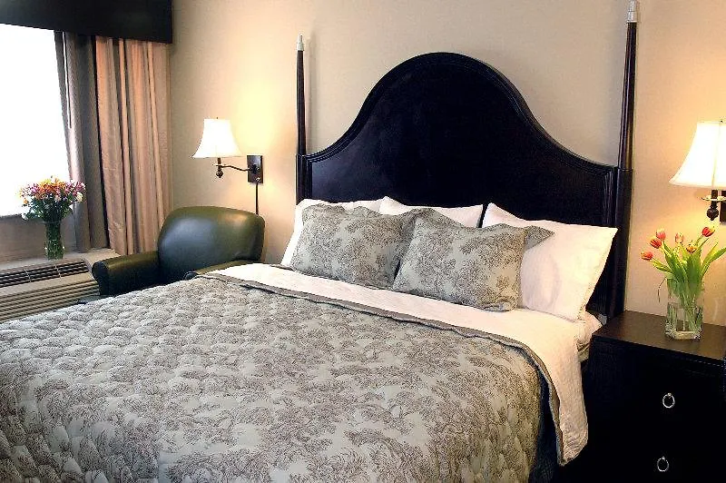 Hotel At Mulberry Grove (adults Only) Port Wentworth