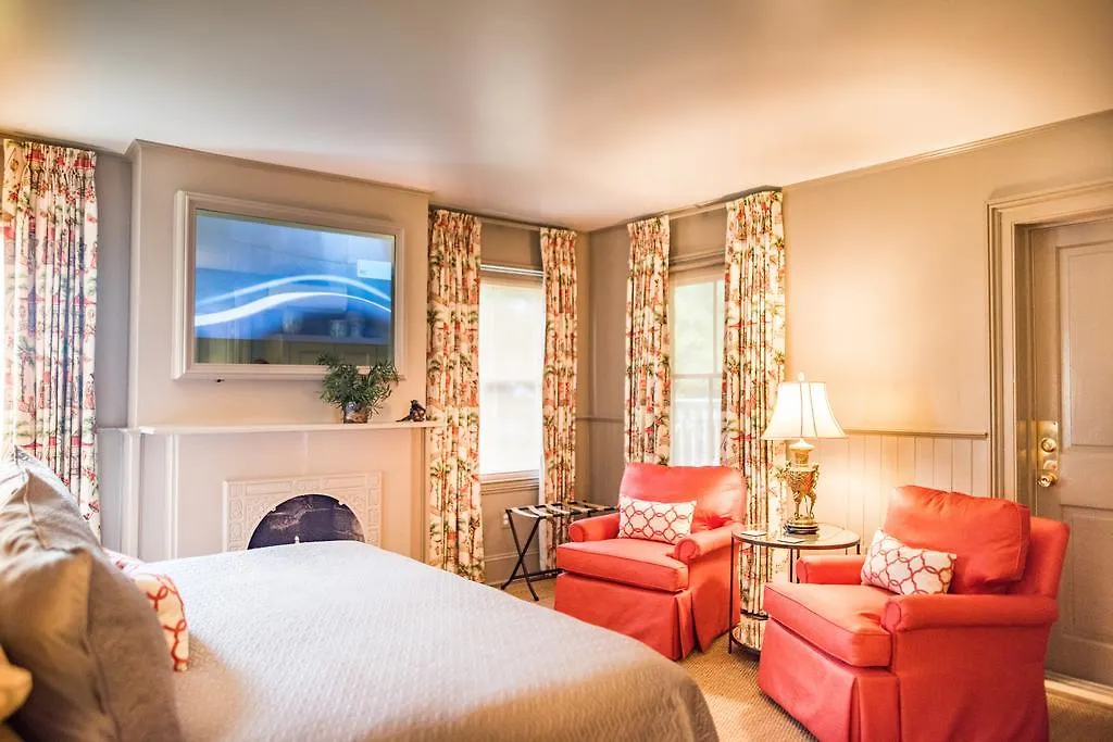 Catherine Ward House Bed and Breakfast 3*
