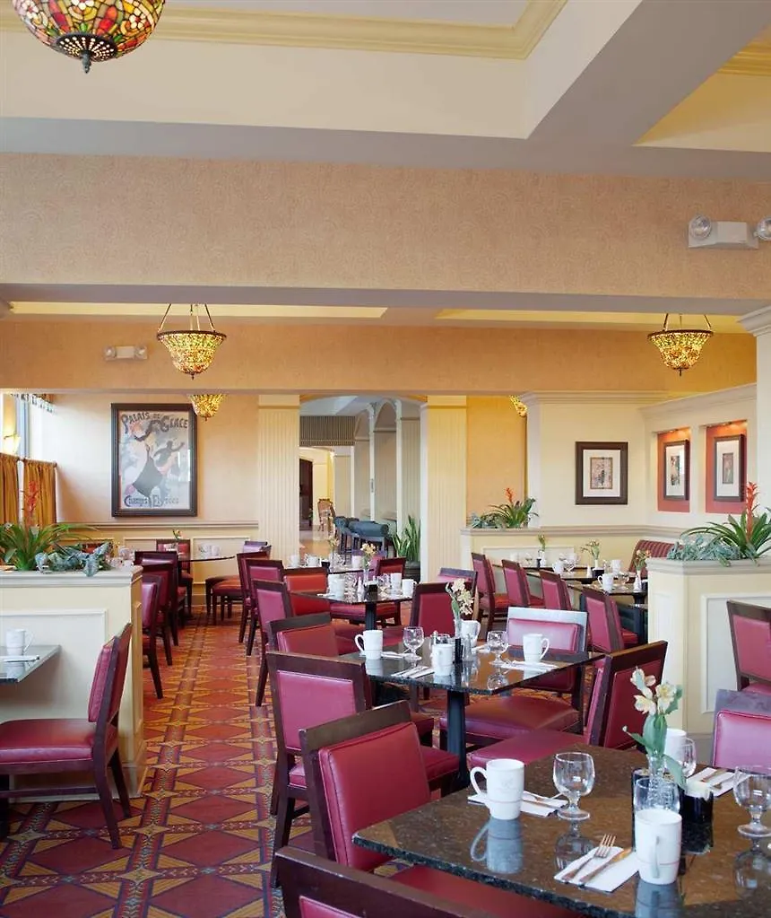 Doubletree By Hilton Historic Savannah
