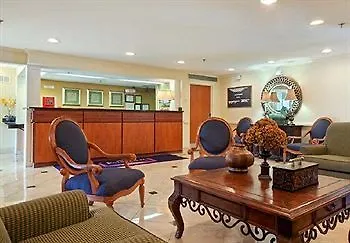Hotel Baymont By Wyndham Midtown
