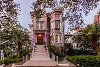 Amethyst Garden Bed & Breakfast 4*