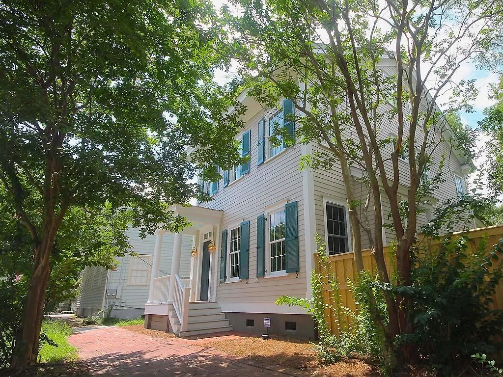 Svr-00284 Chandler House