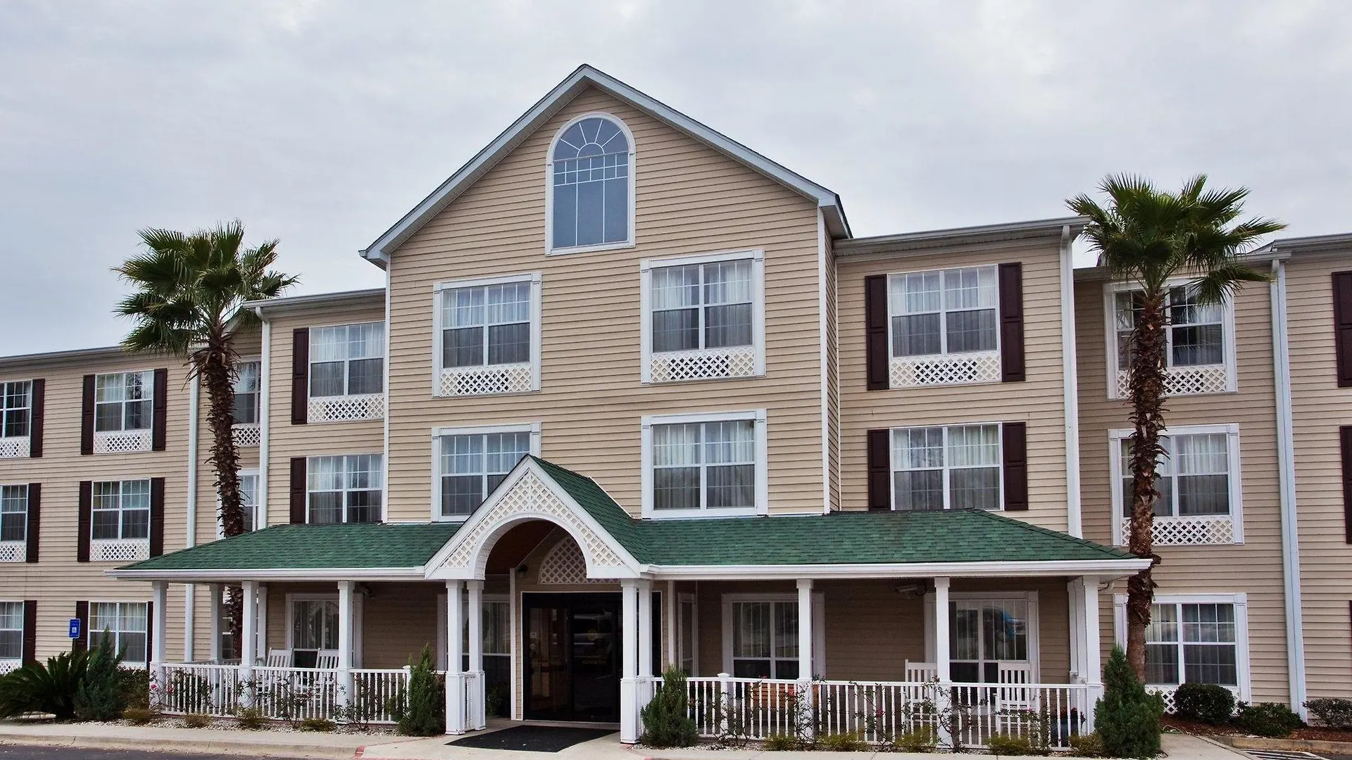 Hotel Country & By Radisson, Midtown, Ga