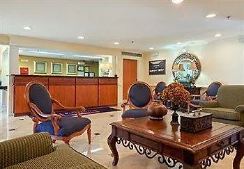 Hotel Baymont By Wyndham Midtown 3*