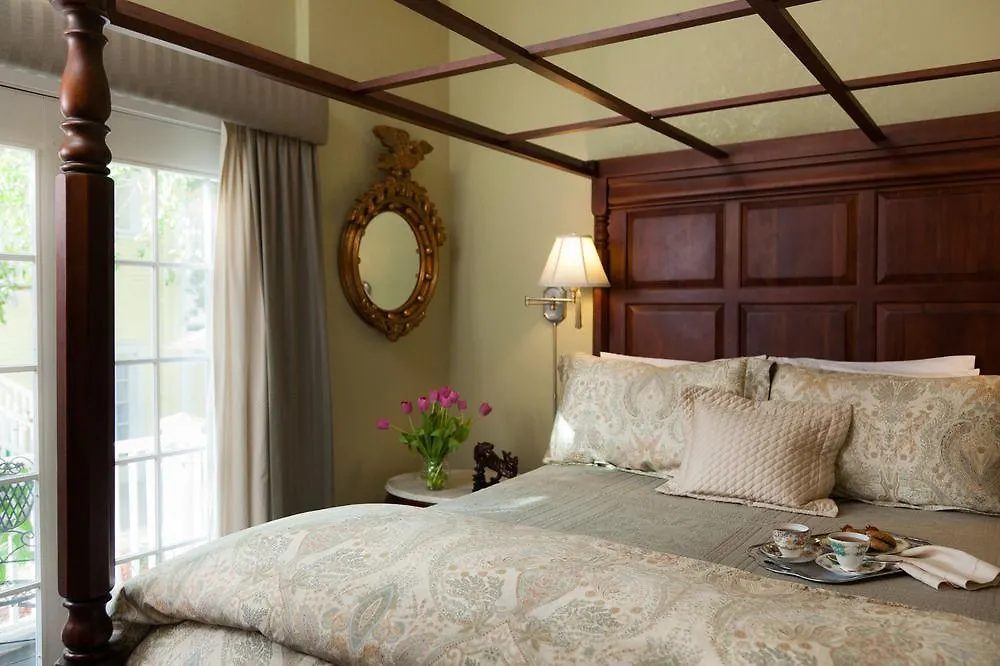 Azalea And Bed & Breakfast 5*