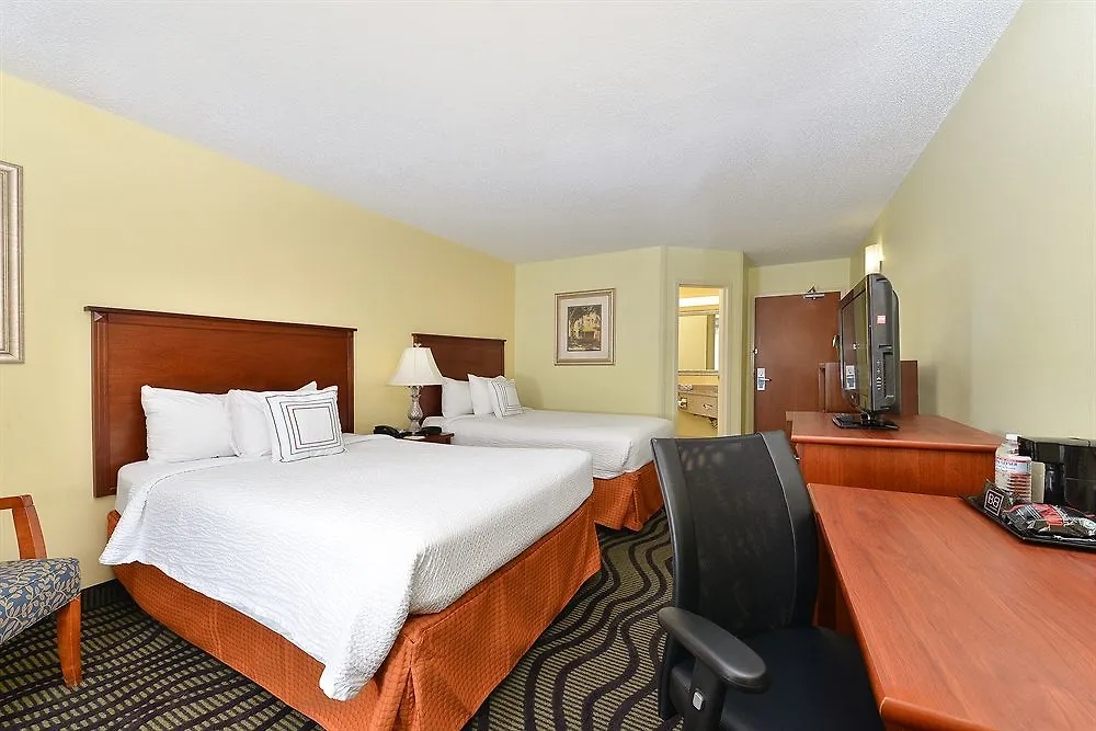 Baymont By Wyndham Midtown Hotel
