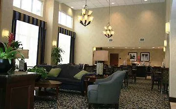 Hampton & - I-95 South - Gateway Hotell