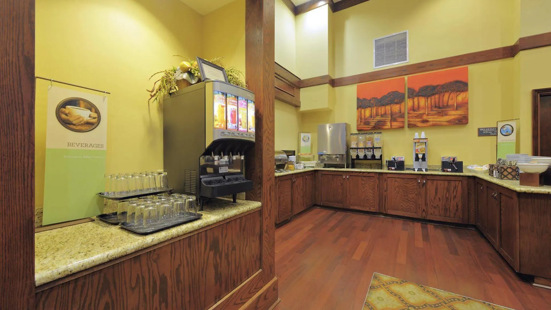 Tryp By Wyndham Savannah