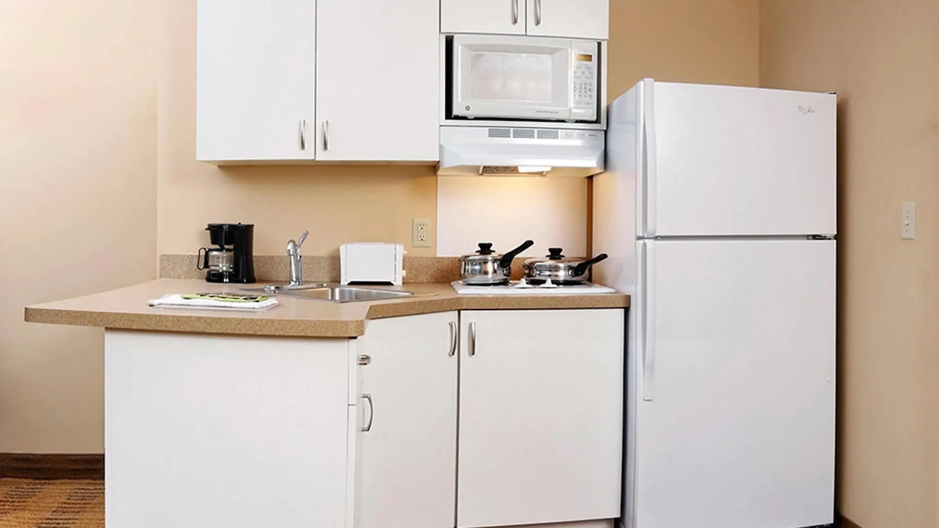 Extended America - - Midtown Hotel Savannah