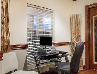 Wingate By Wyndham Gateway 2* Savannah
