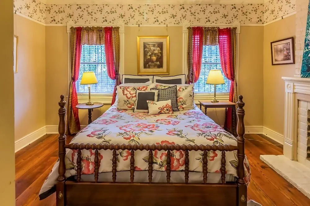 Amethyst Garden 4* Savannah