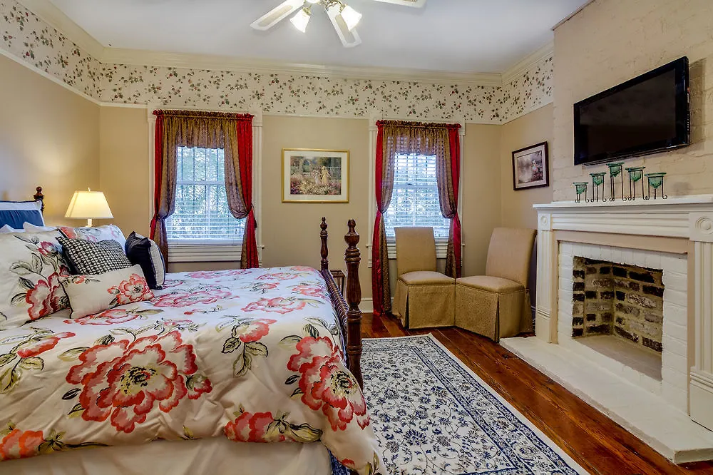 Amethyst Garden 4* Savannah