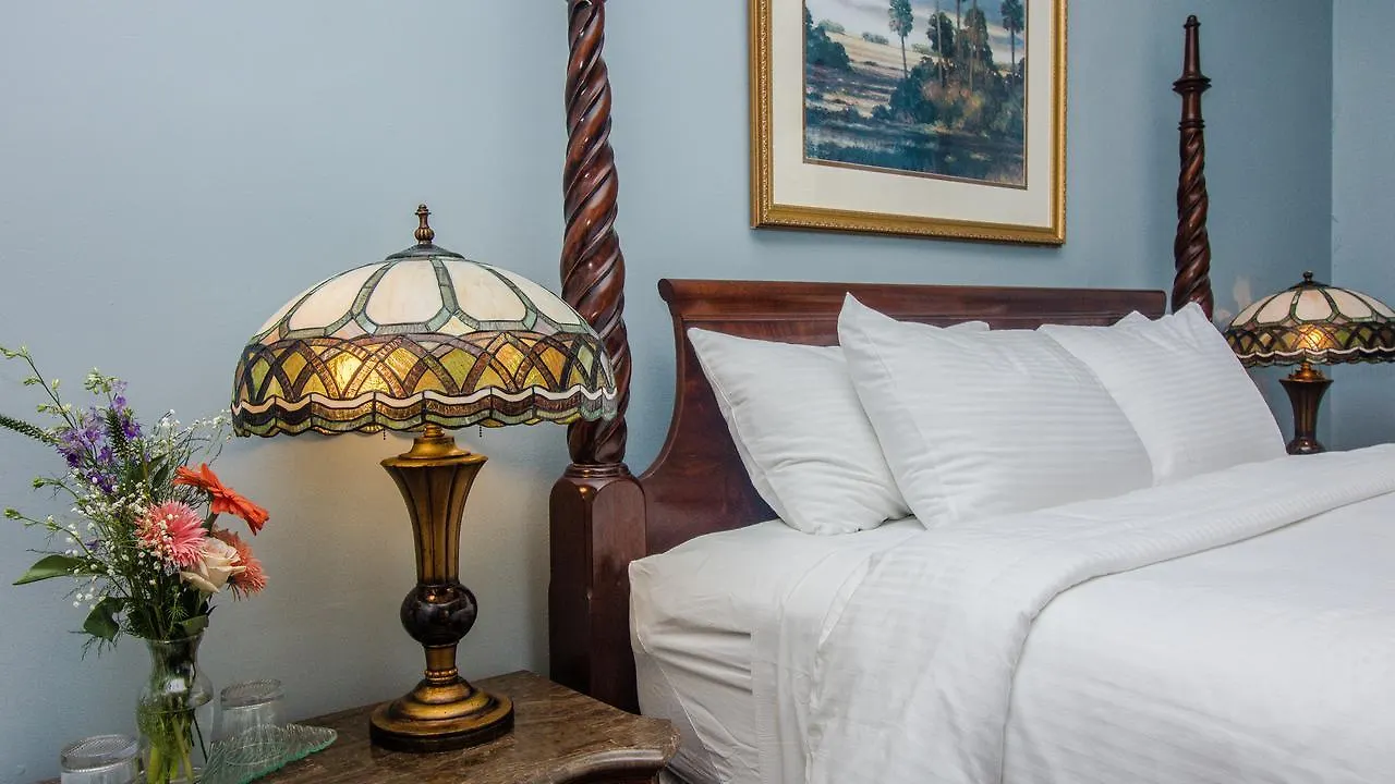 Dresser Palmer House Savannah