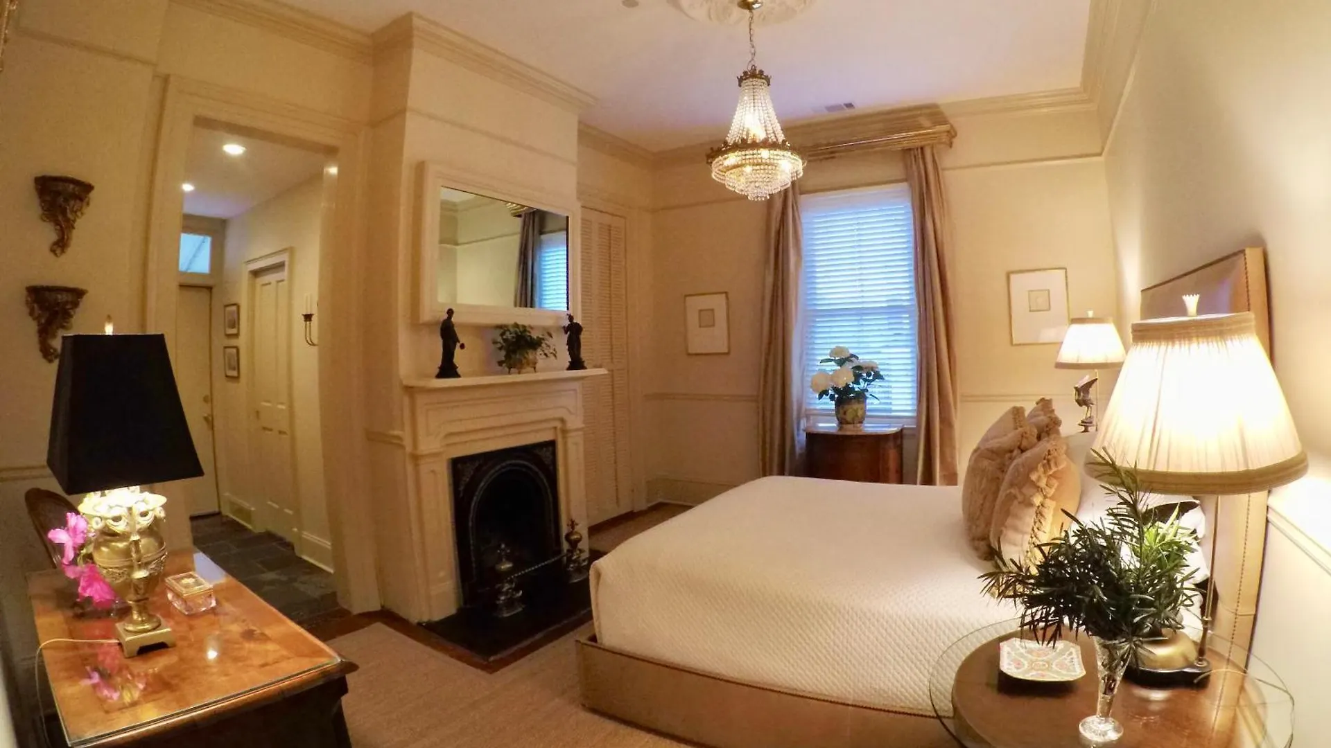 Catherine Ward House 3*