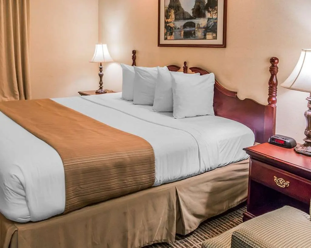 Quality - Savannah I-95 Hotel 3*