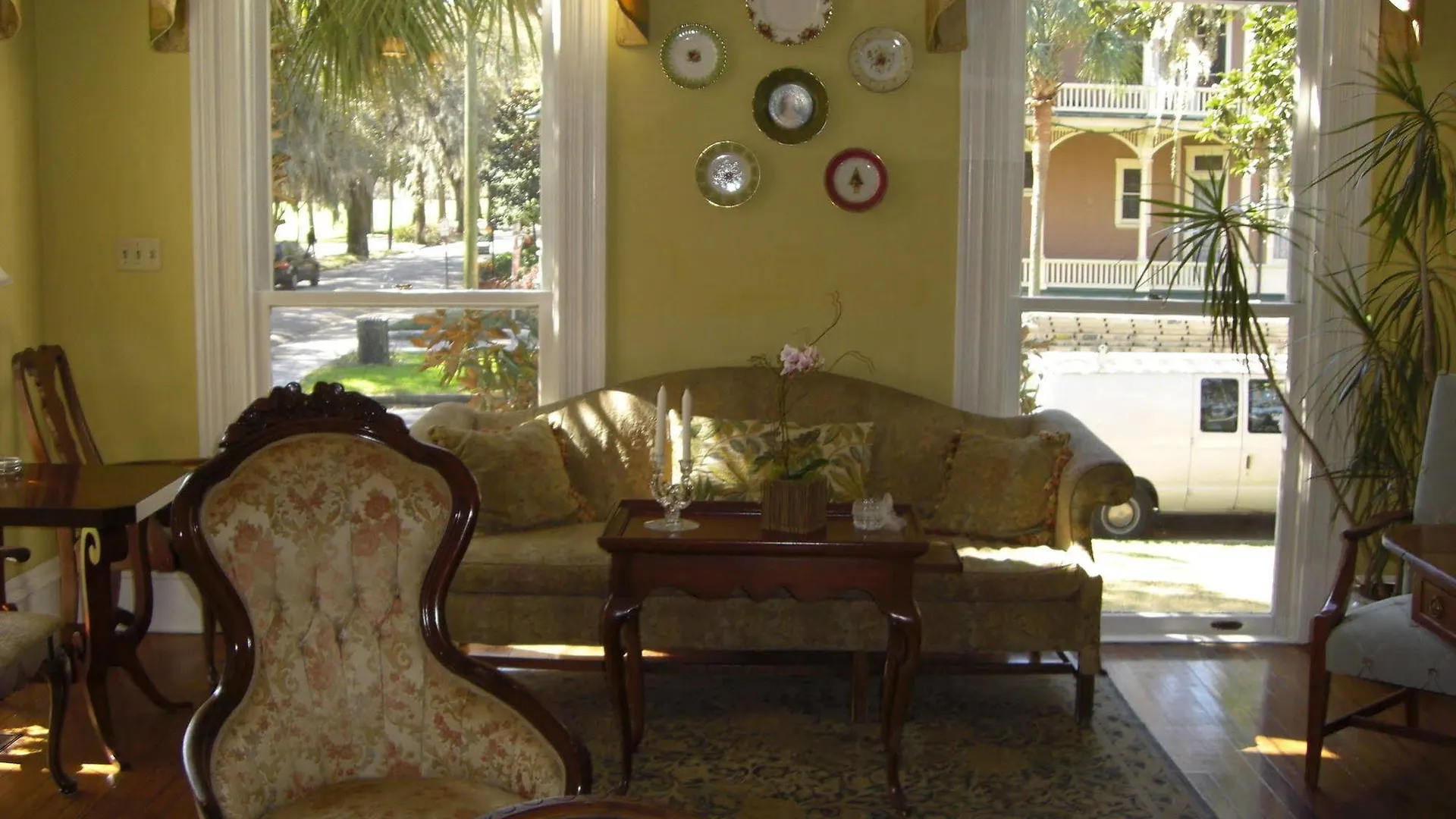 Forsyth Park Bed & Breakfast 4*