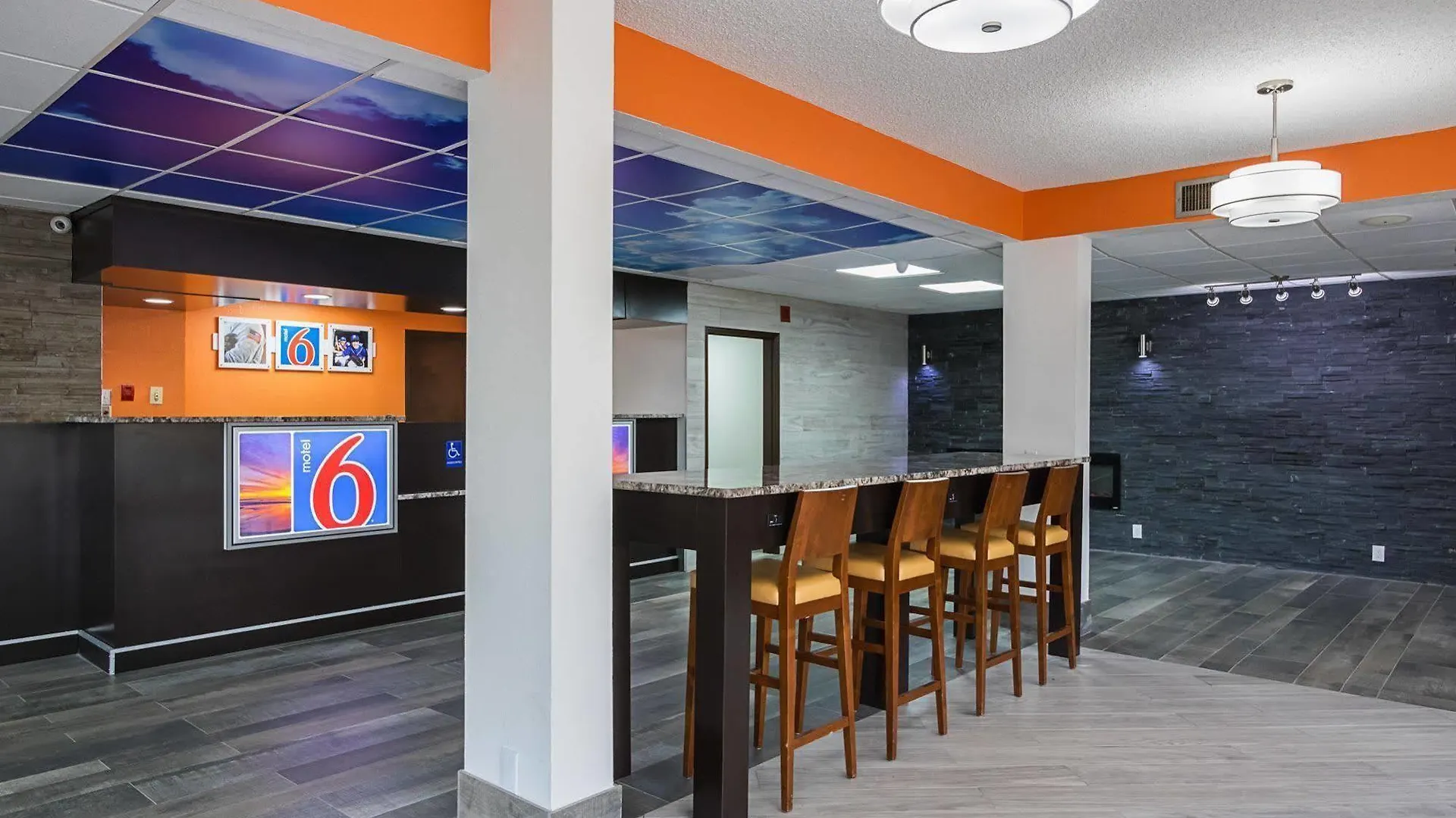 Hotel 6-savannah, Ga - Midtown