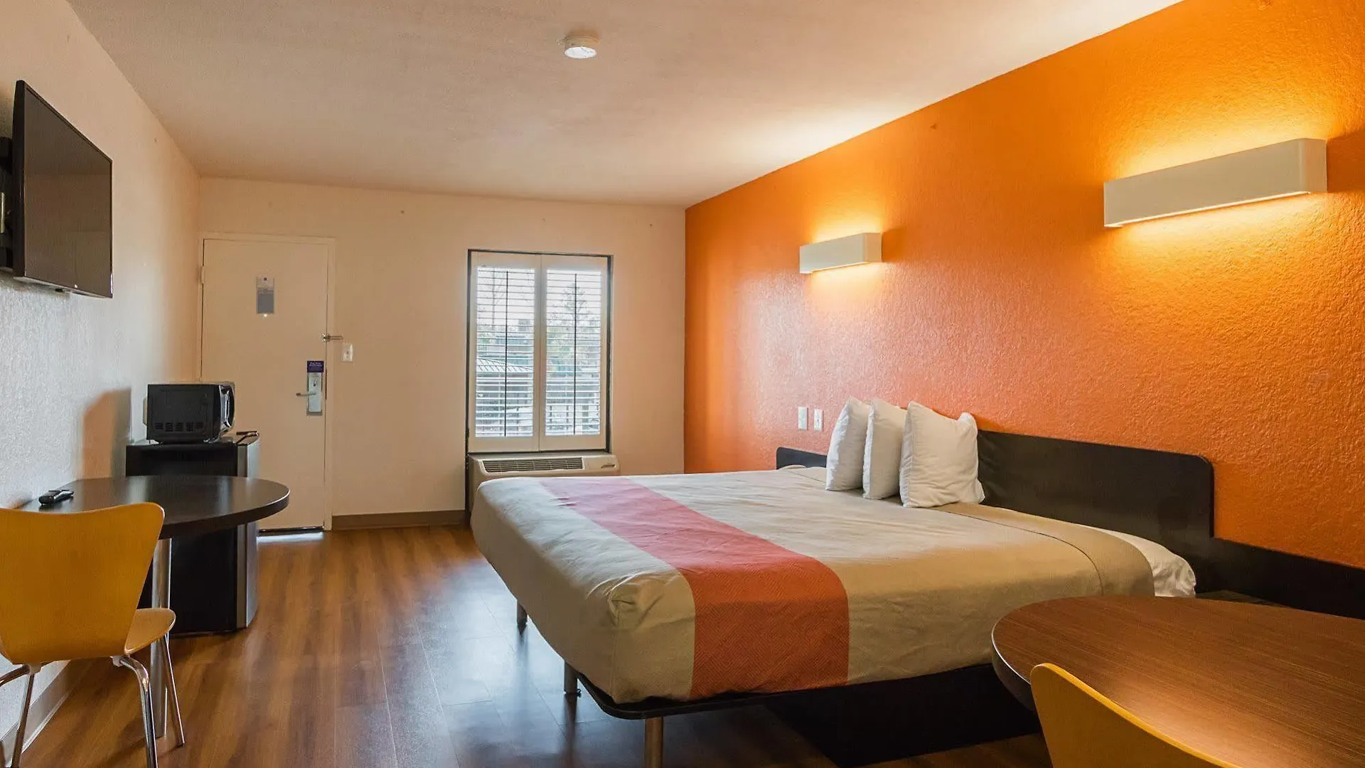 Hotel 6-savannah, Ga - Midtown Savannah
