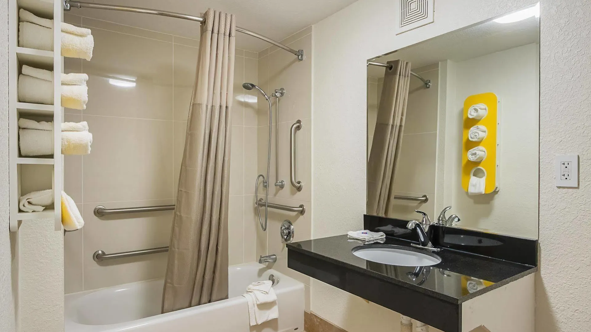 6-savannah, Ga - Midtown 2* Savannah