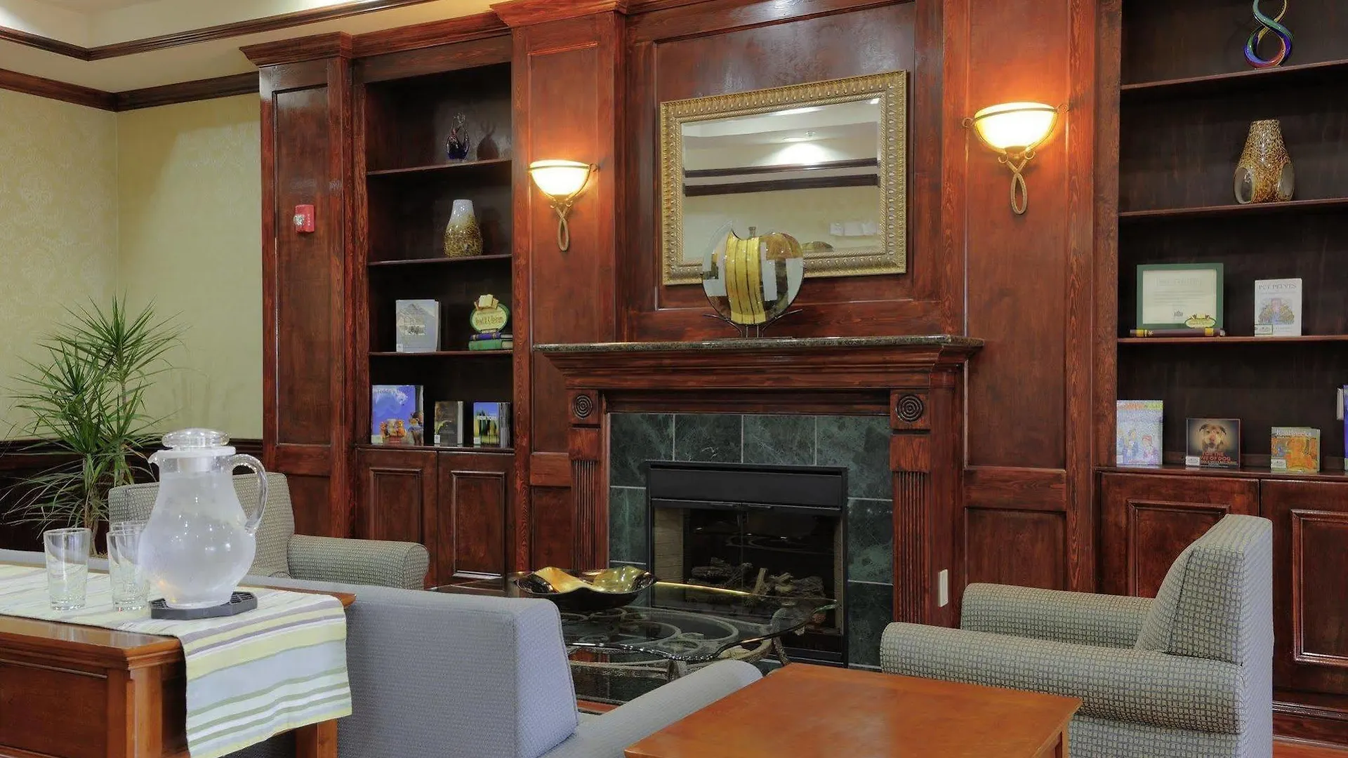 Country & By Radisson, Airport, Ga Hotel 3*