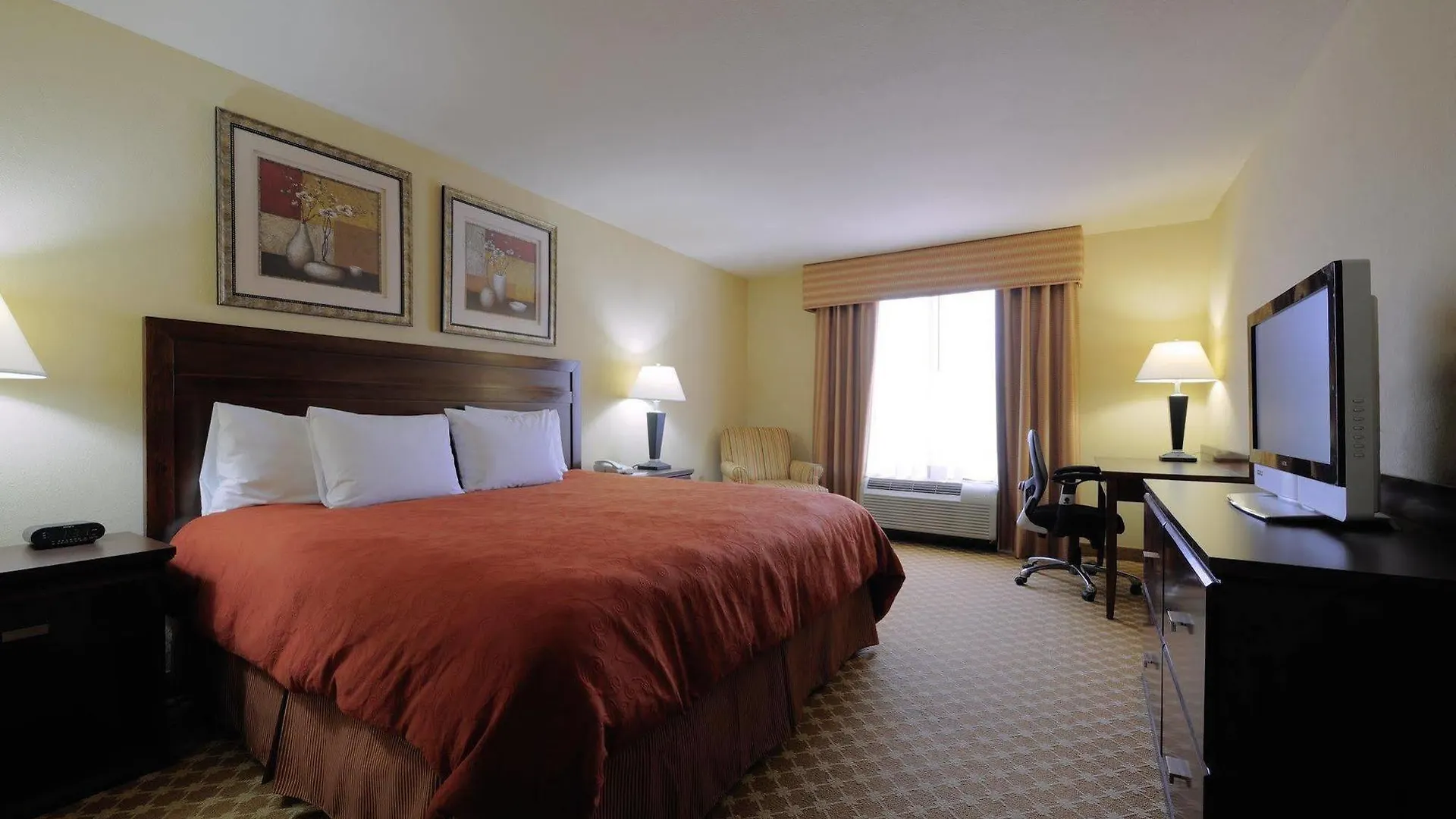 Country & By Radisson, Airport, Ga Hotel