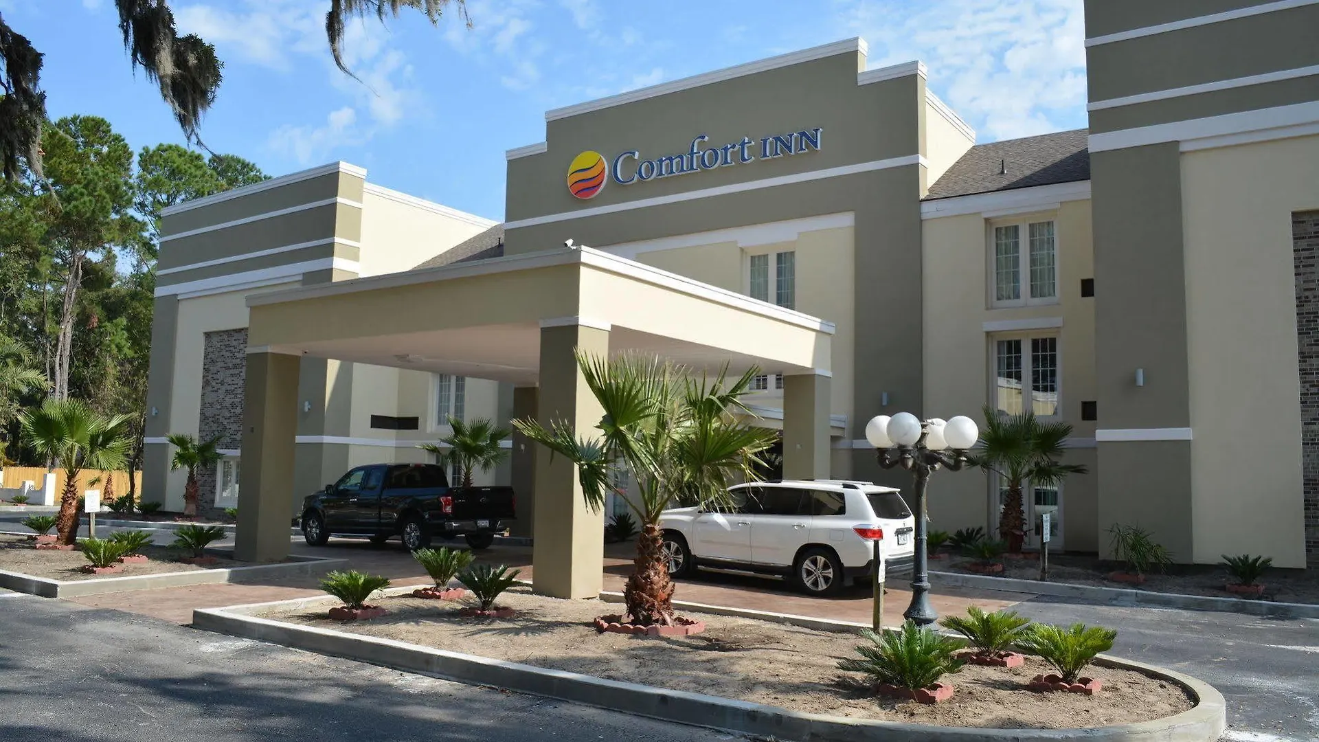 Comfort Inn 3*