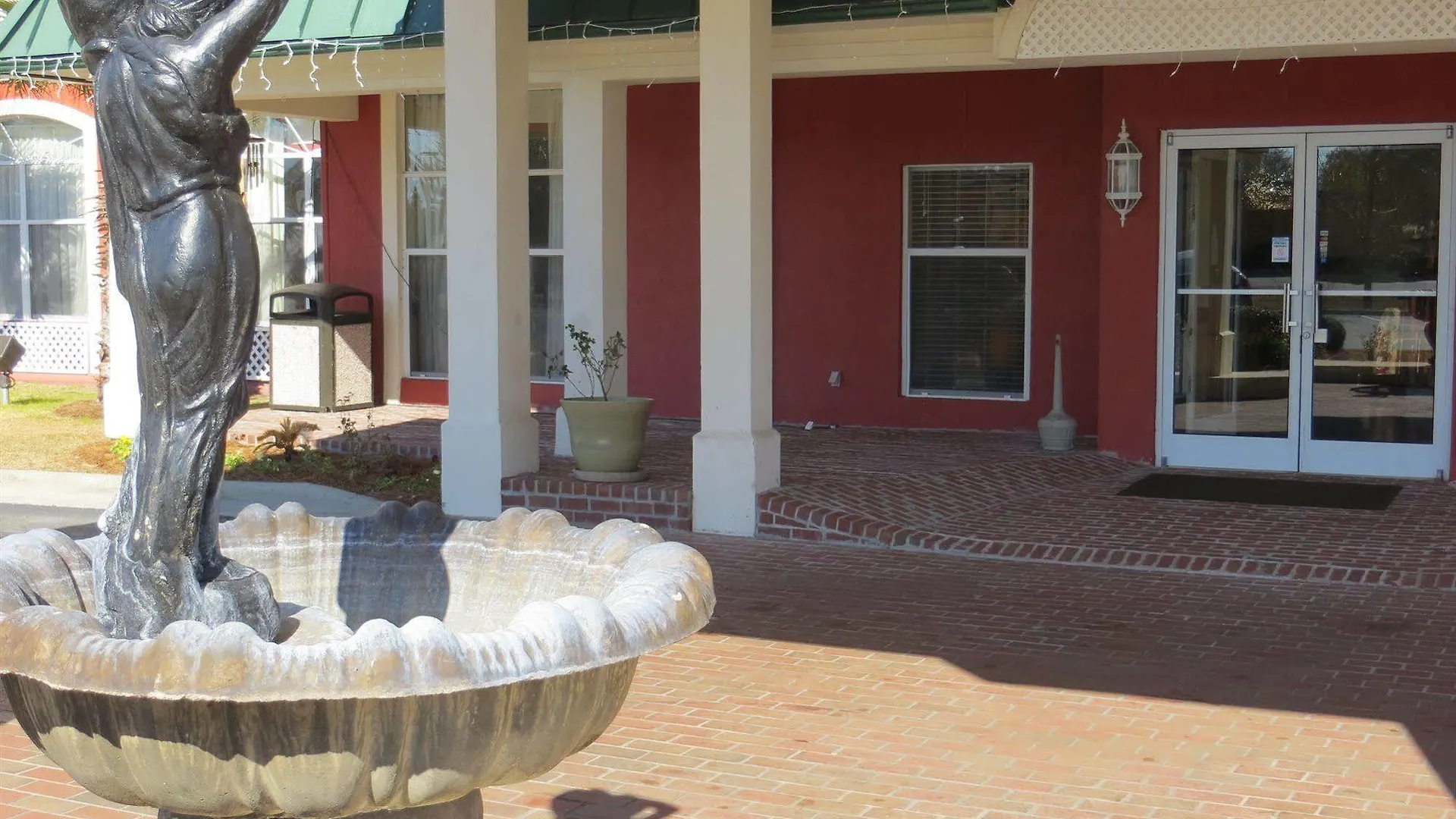 Wingate By Wyndham Gateway Savannah