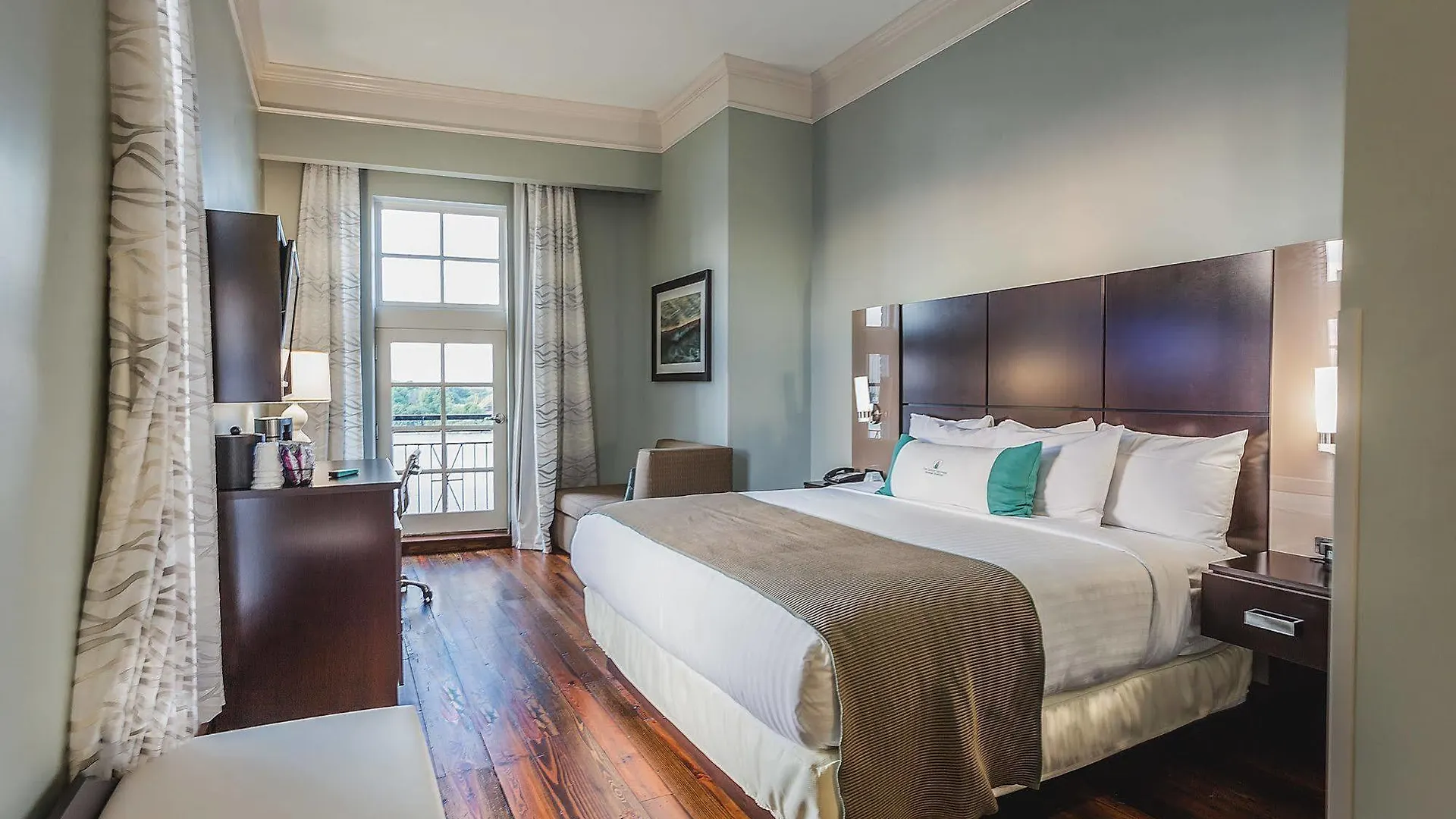 The Cotton Sail - Tapestry Collection By Hilton 4* Savannah