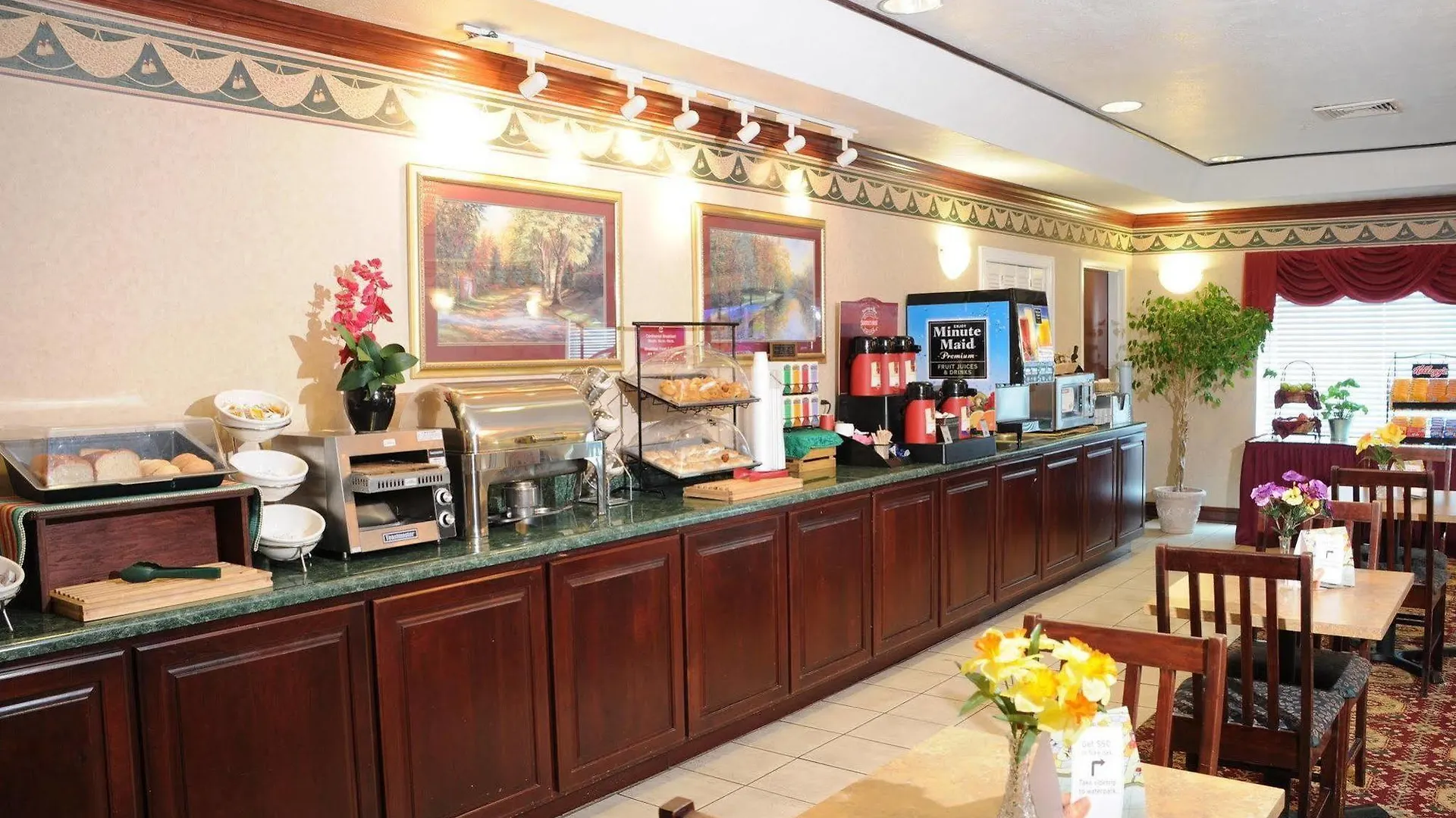 Country & By Radisson, Gateway, Ga Savannah
