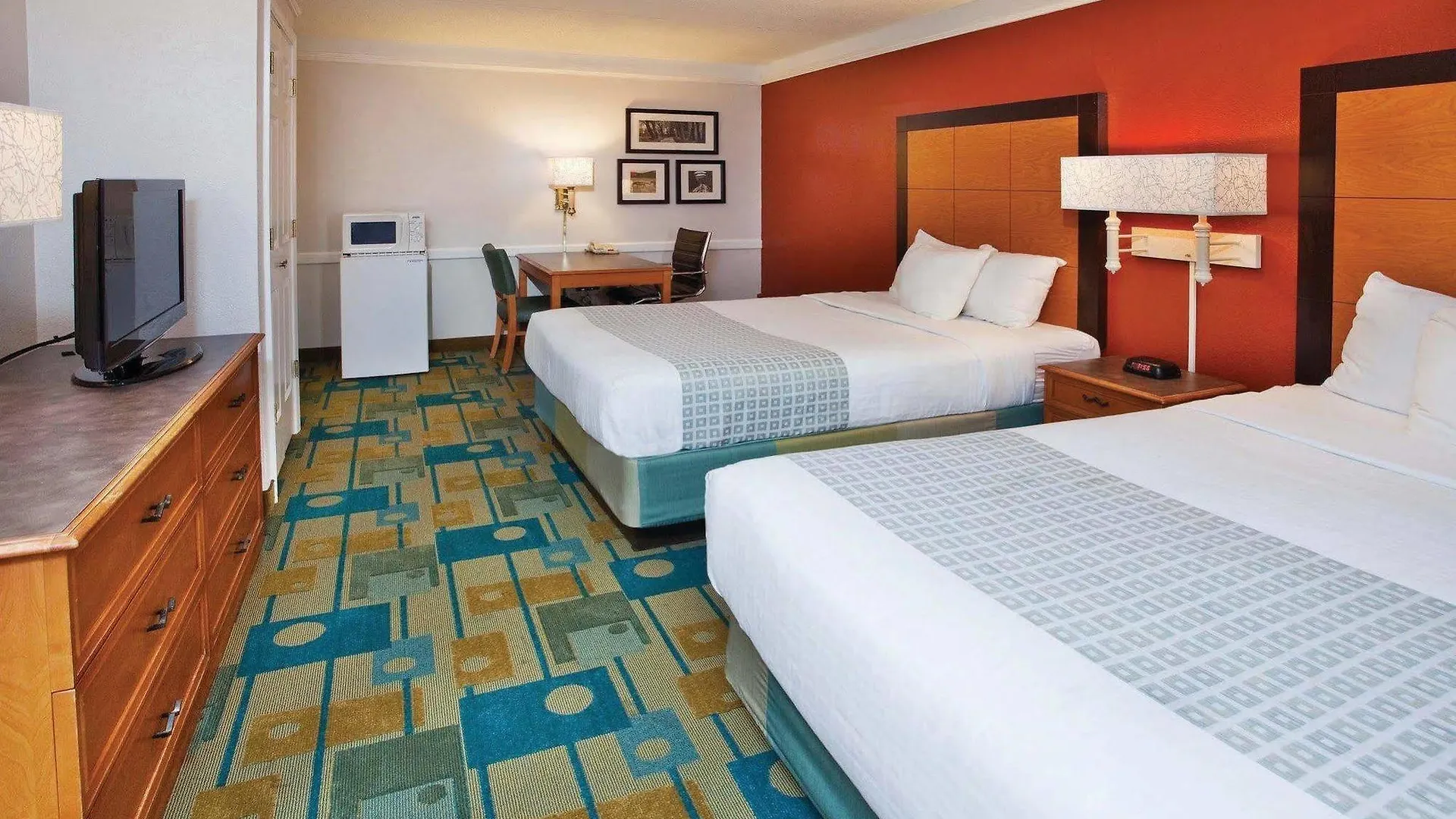 La Quinta By Wyndham Midtown Savannah