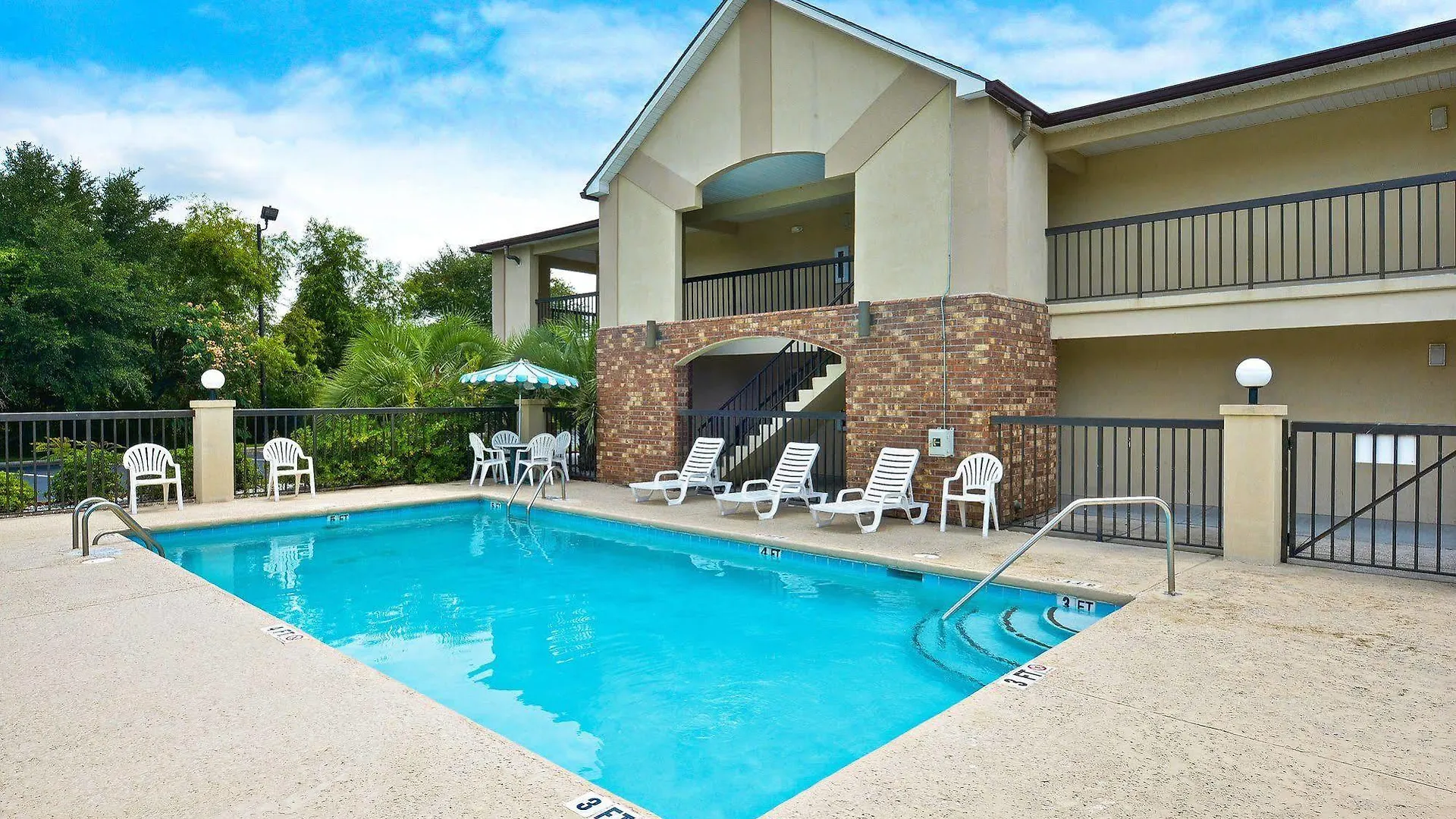 Howard Johnson By Wyndham Ga Hotel