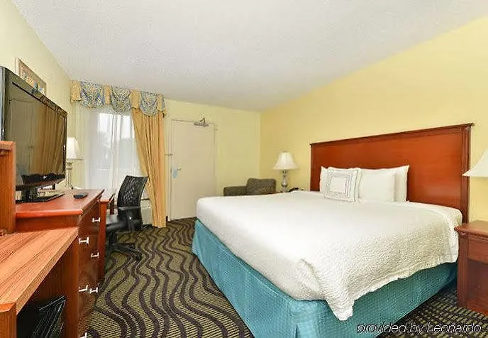 Hotel Baymont By Wyndham Midtown 3*