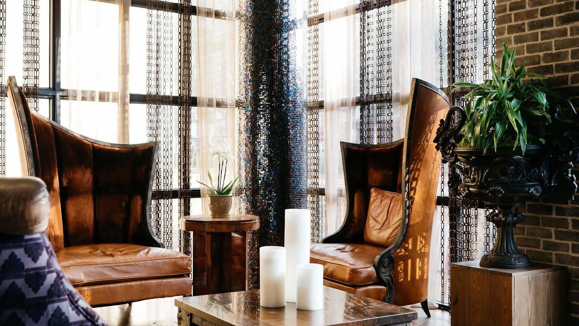 Hotel The Bohemian Riverfront, Autograph Collection 4*