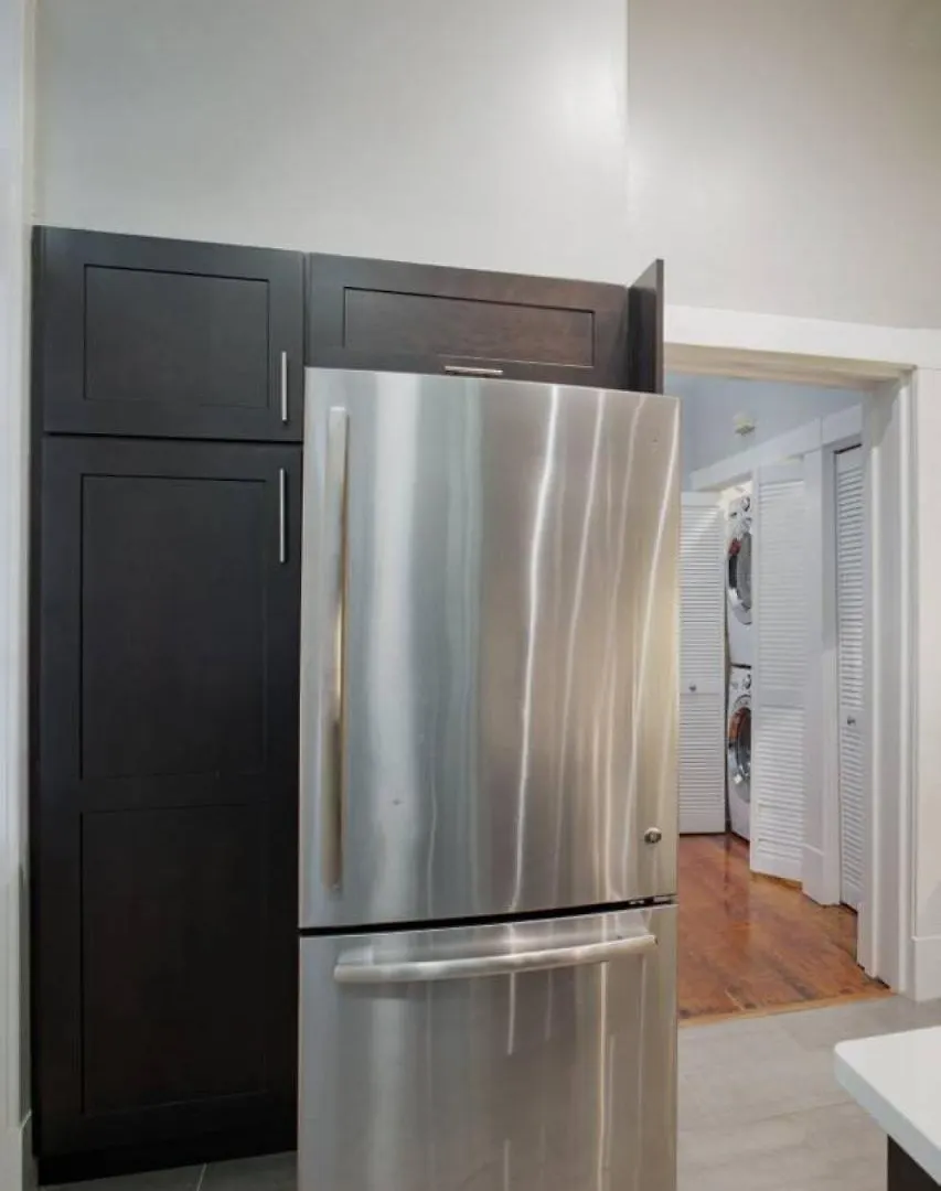Apartment 420waldburg A - Modern Apt With Southern Charm Blocks From Forsyth