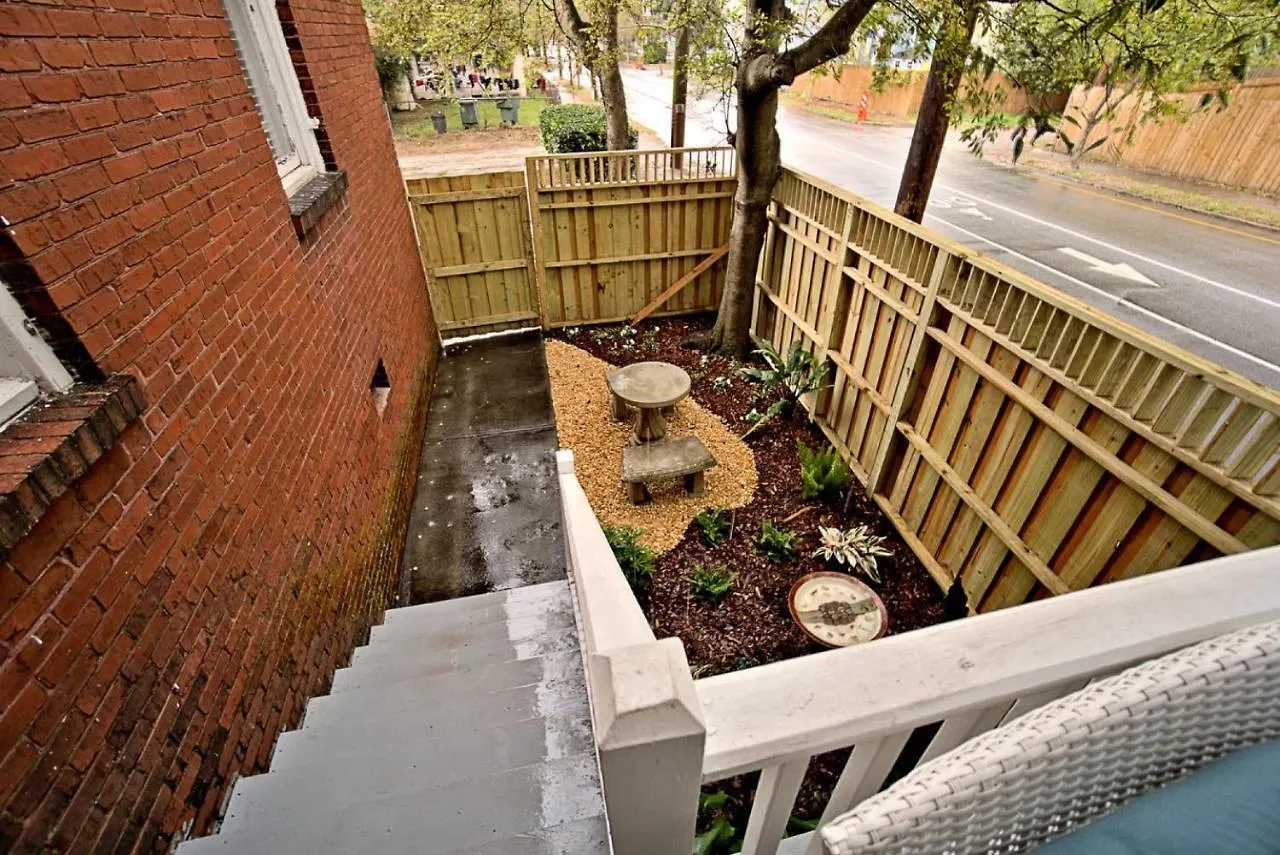 420waldburg A - Modern Apt With Southern Charm Blocks From Forsyth Savannah