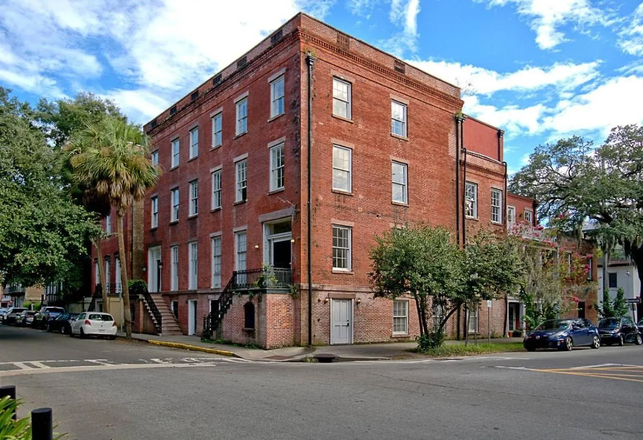 201 York #3 - Homey Downtown 2 Bedroom Steps From The River Apartamento Savannah