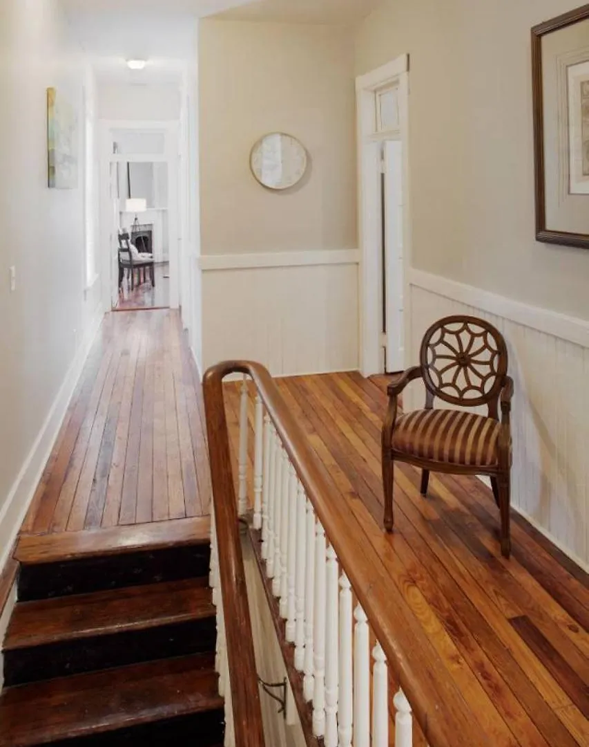 414b Waldburg St - 2 Bedroom Oasis Near Forsyth Park *