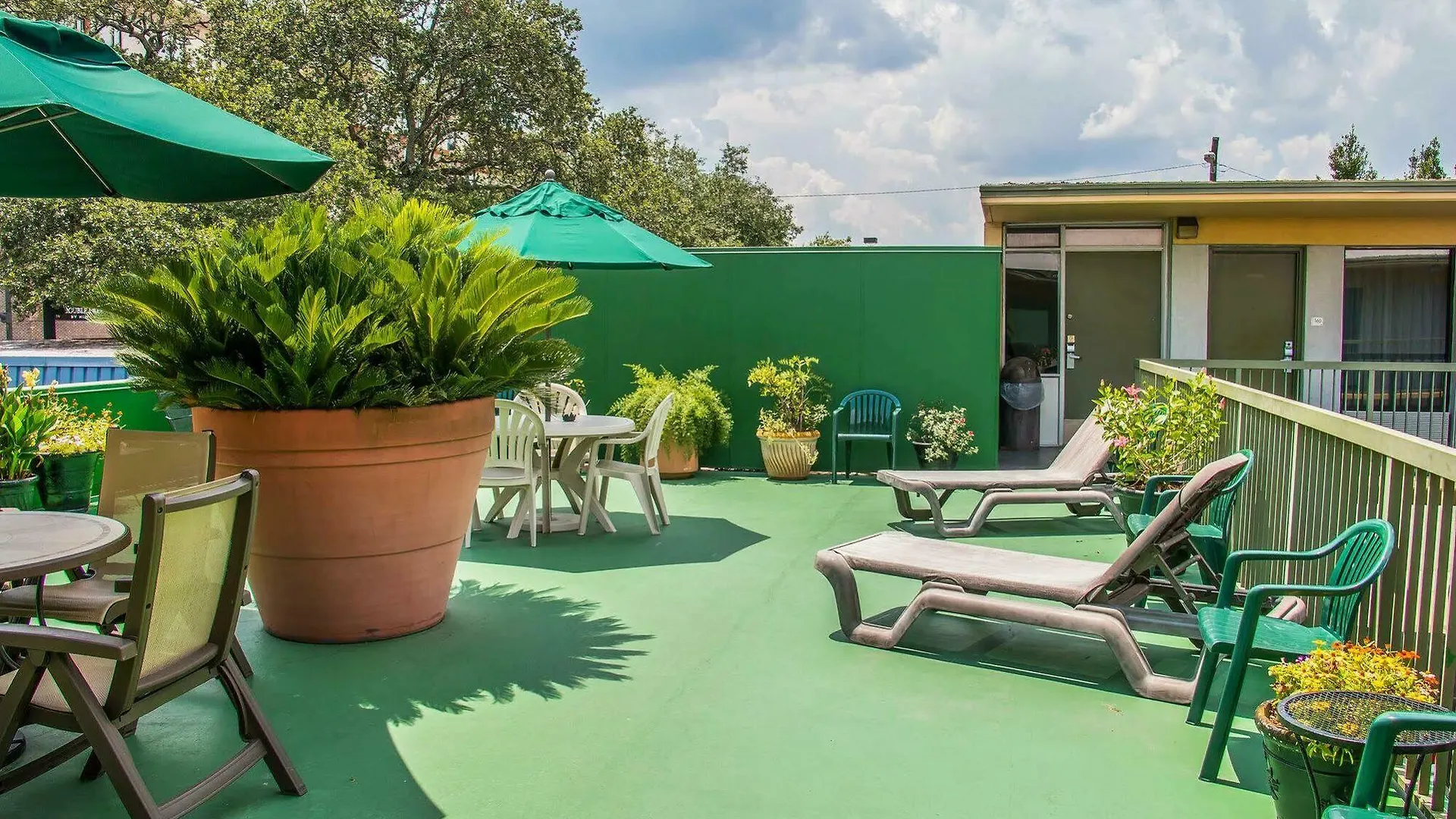 Quality Historic District Inn Savannah