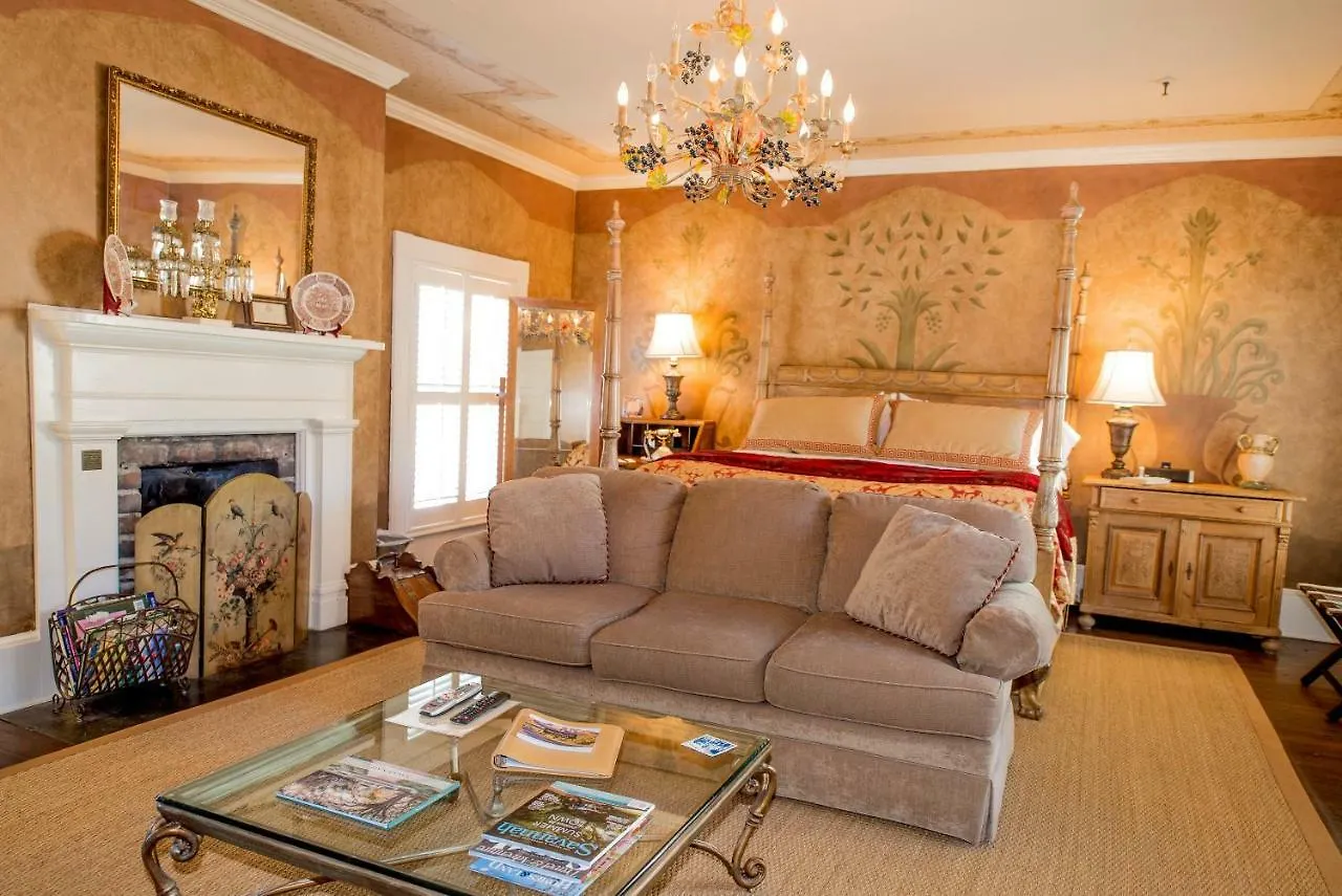 Hotel Ballastone Savannah