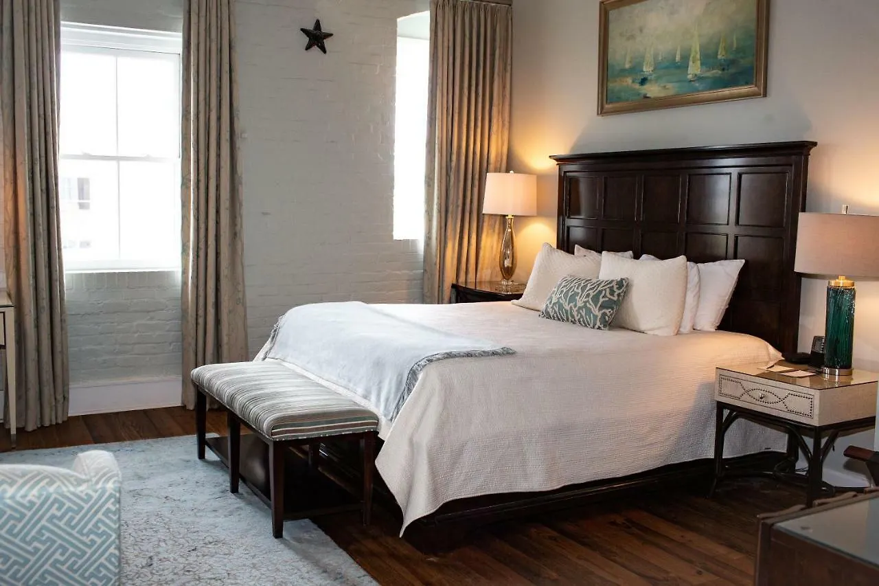 Olde Harbour Inn, Historic Of Collection Hotell 4*