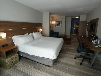 Express & Midtown By Ihg Savannah