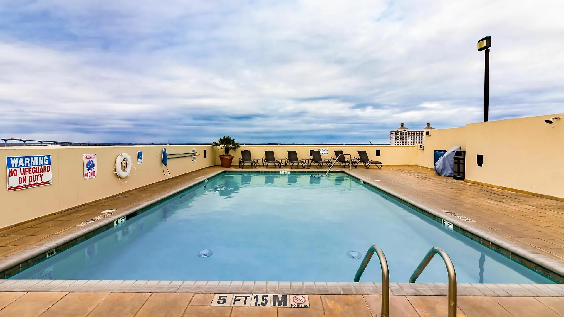 Hampton Historic District Hotel 3*