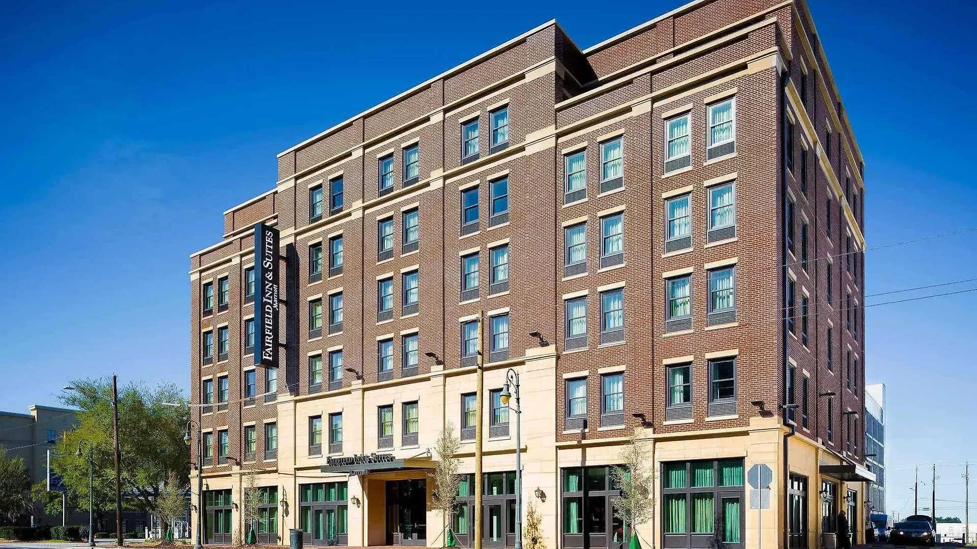 Fairfield & By Marriott Downtown Historic District Hotel