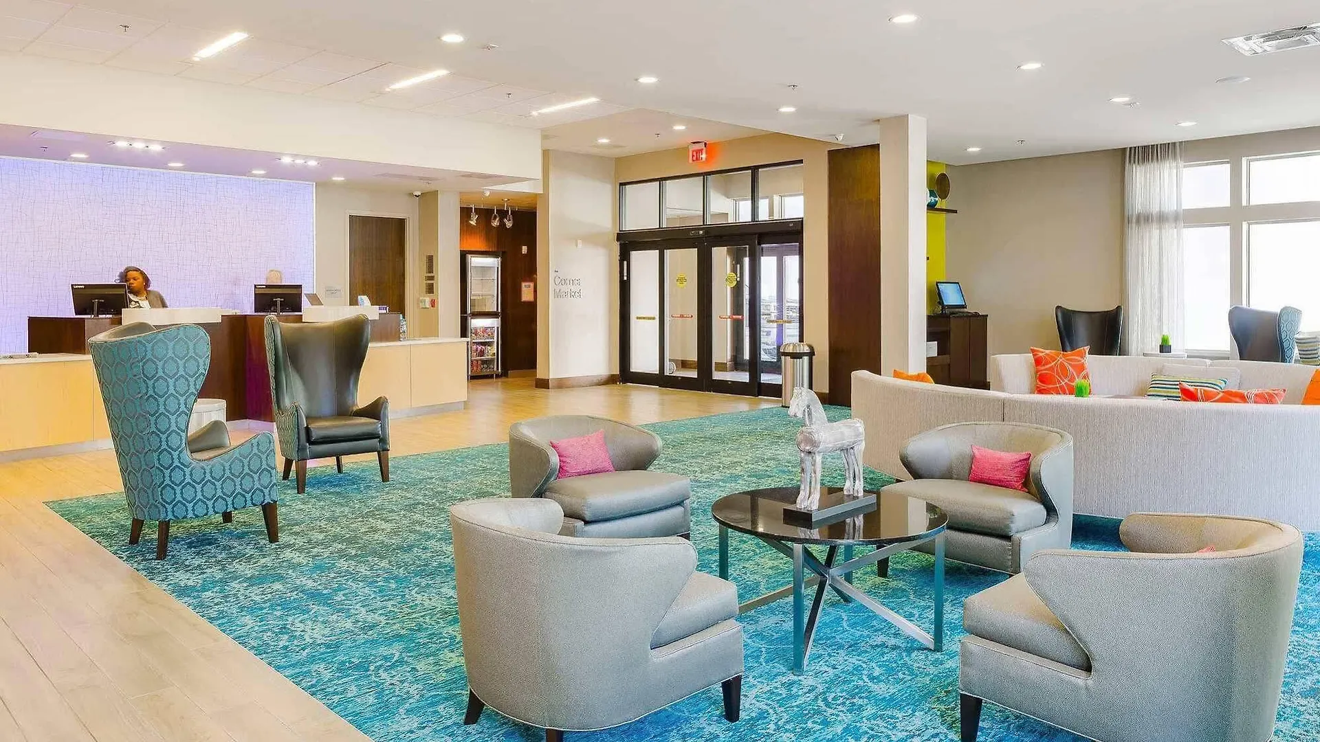 Fairfield & By Marriott Downtown Historic District Hotel Savannah