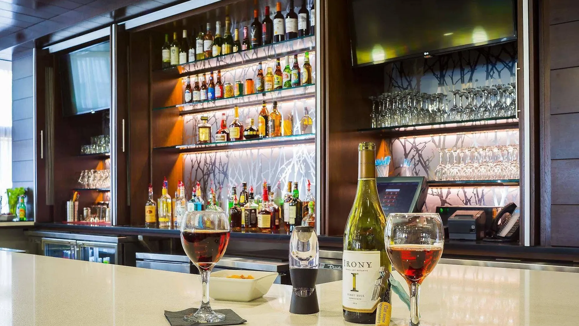 Fairfield & By Marriott Downtown Historic District 3*