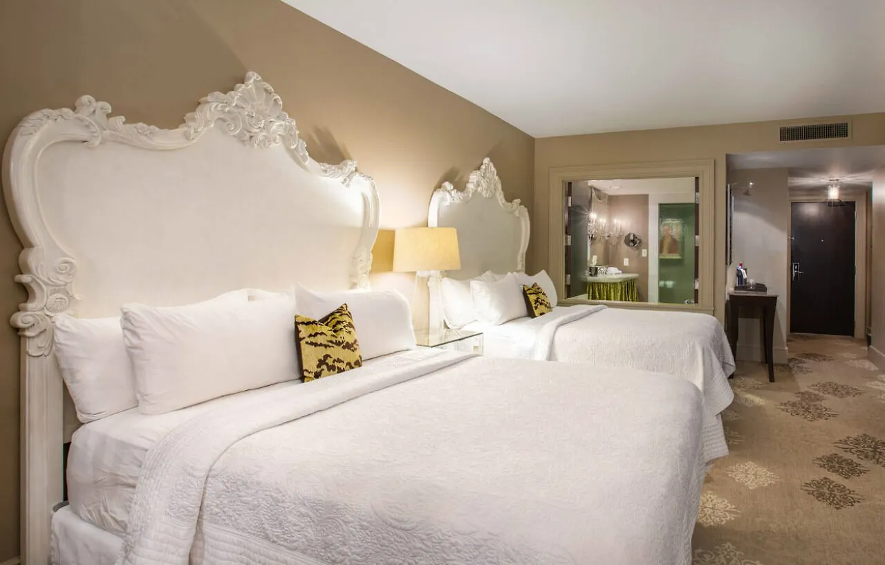 Mansion On Forsyth Park 4*