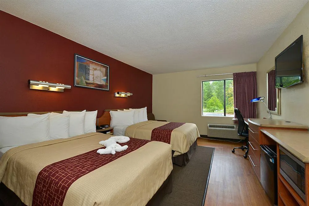 Red Roof & Gateway Hotell Savannah