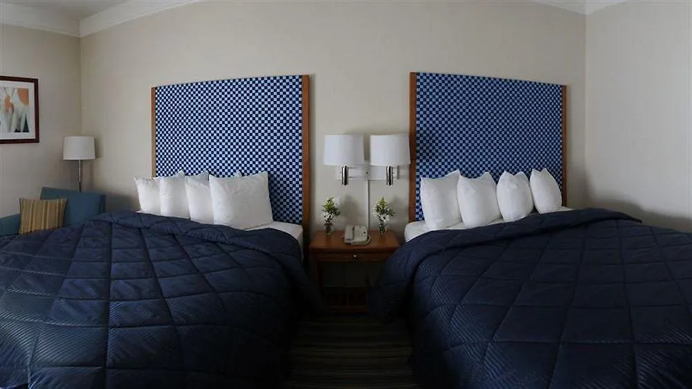 Hotel Spark By Hilton Airport